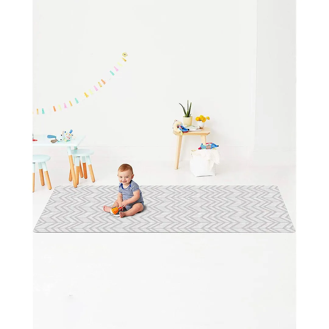 Skip Hop Double play Reversible Playmat Play gym & Mats- Little Travelers/Herringbone